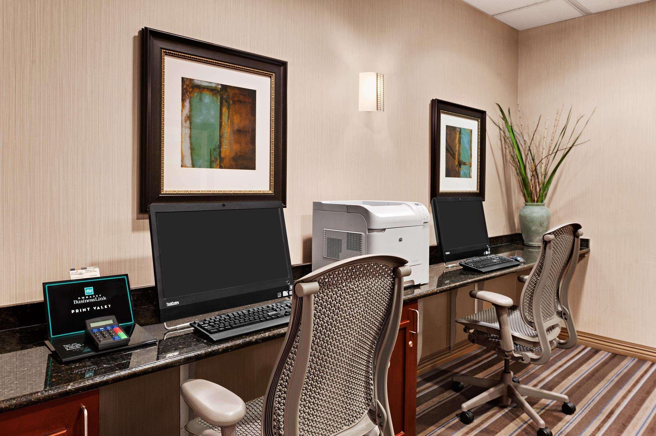 Embassy Suites By Hilton Kansas City Plaza Экстерьер фото